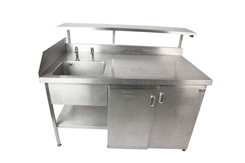 Large Metal Sink with Shelf 